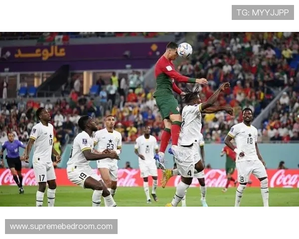 C罗终结方式与战术参与度解析:是否过于个人主义 C罗终结方式与战术参与度解析:是否过于个人主义